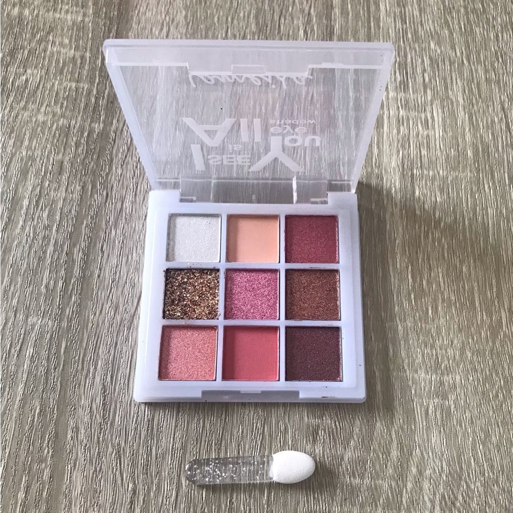 NEW … LAMEILA “9 COLOR” EYESHADOW PALETTE